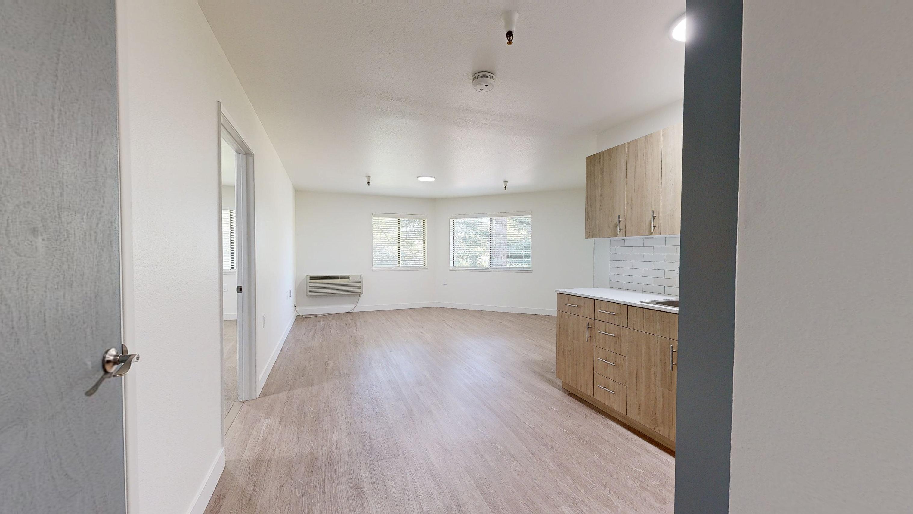 Provincial-Chico-IL-2-bed-773-sqft-Living-Room