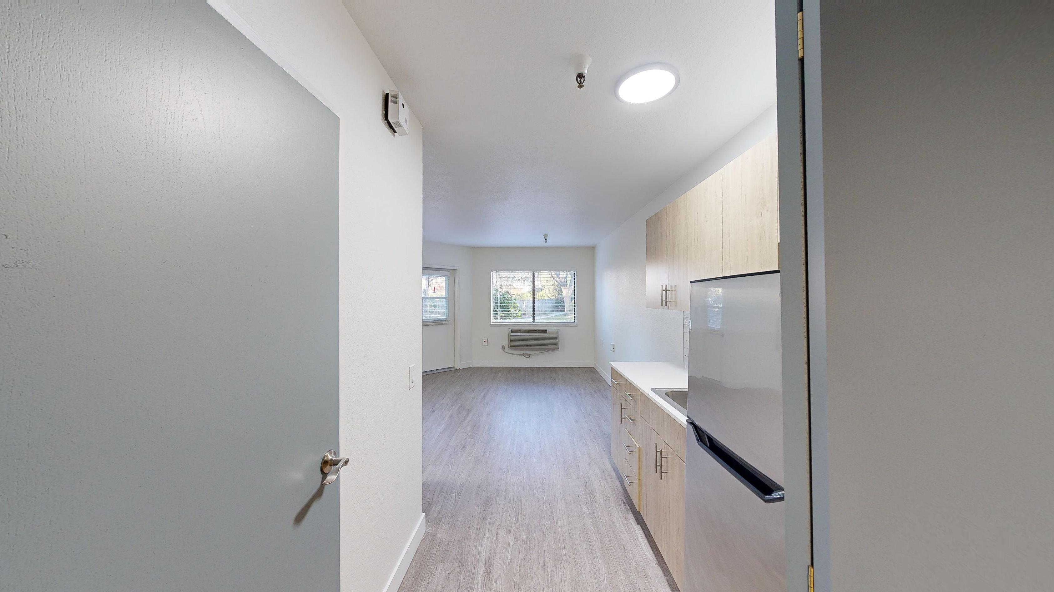 Provincial-Chico-IL-Studio-404-sqft-Studio-Apartment